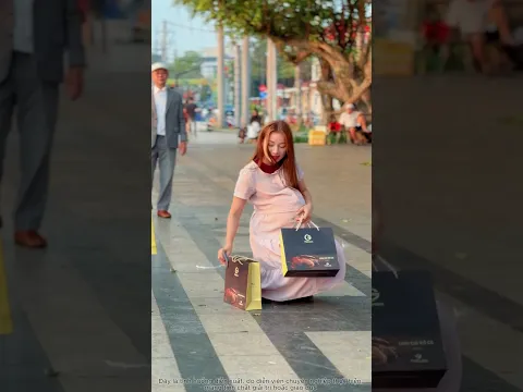 KM- No one stopped to help, but I was there. [KINDNESS MAN] #kindness #respect #goodman #happy