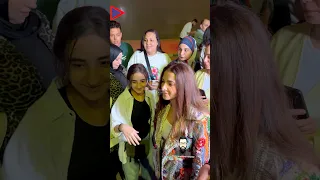 القمراية دنيا سمير غانم مع جمهورها بعد عرض فيلمها الجديد روكي الغلابة 