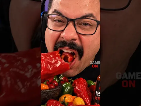 🌶️ Tonhão achou que aguentava a pimenta… até a terceira mordida 😂🔥 #Shorts #ASMR #TonhaoGamer
