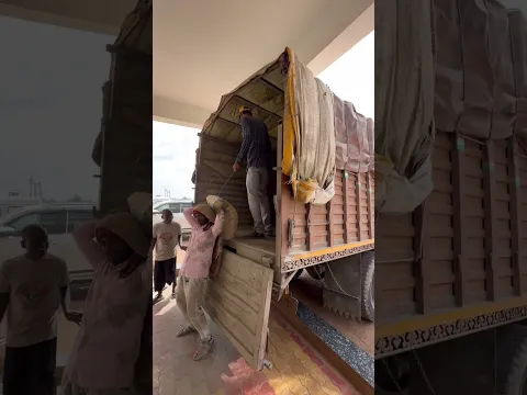 Cement Ki Gadi Aa Gae Ashram Me