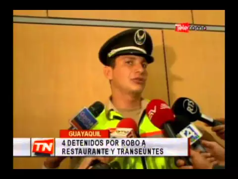 4 detenidos por robo a restaurante y transeúntes