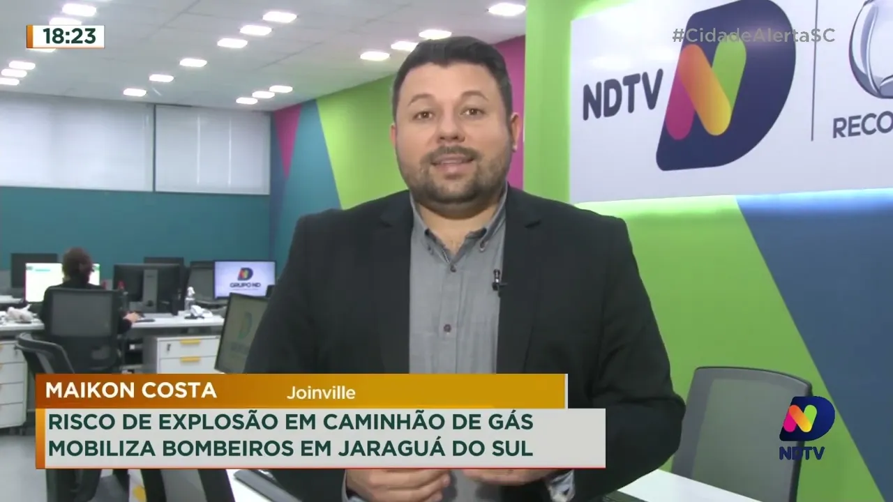 Risco de explosão em caminhão de gás mobiliza bombeiros em Jaraguá do Sul