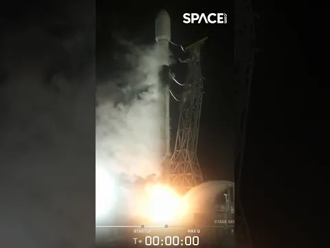 SpaceX launches 27 Starlink satellites 🚀 #spacex #falcon9 #starlink #launch #shorts