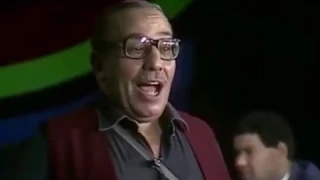 فؤاد المهندس أستاذ الكوميديا لما يتكلم عن الحب 