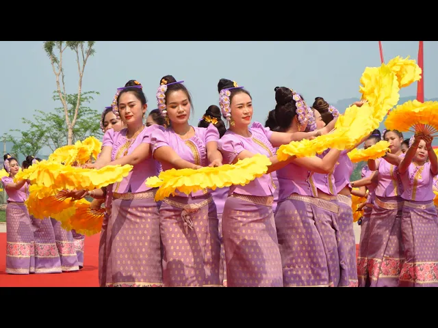 Download MP3 Menghan Town Dai Calendar 1386 New Year Festival Performance, Xishuangbanna, Yunnan, China