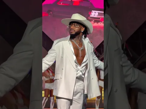 AYRA STAR ASHANGAZWA NA PERFORMANCE YA DIAMOND PLATNUMZ