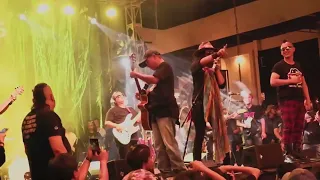 Download THE PANAS DALAM - Sudah Jangan Ke Jatinangor (Live) MP3