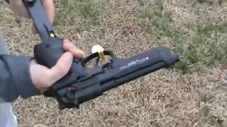 ايكول جاكال مسدس صوت 