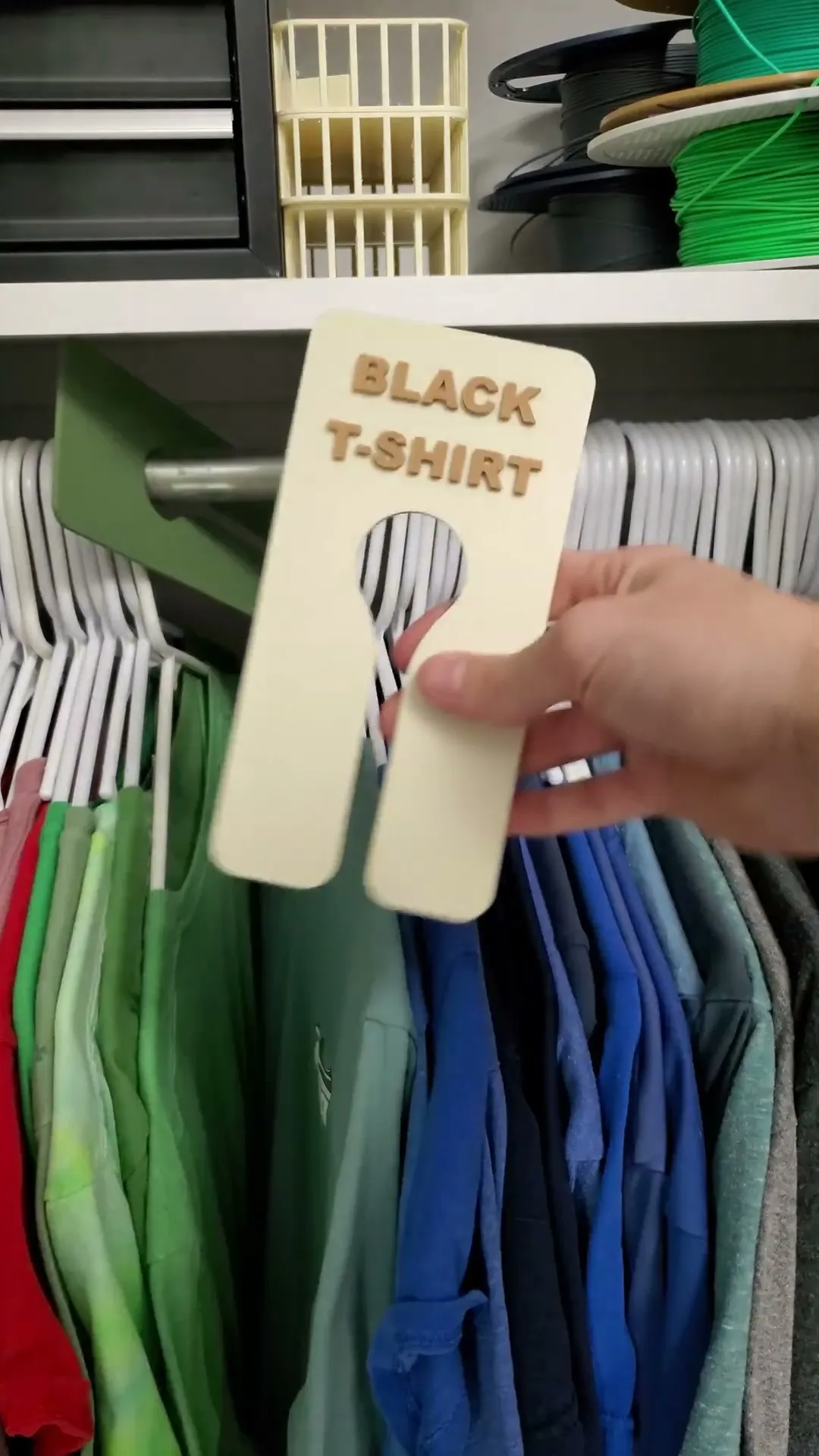 Closet Hanger Divider — Color-Code Your Clothing Sections