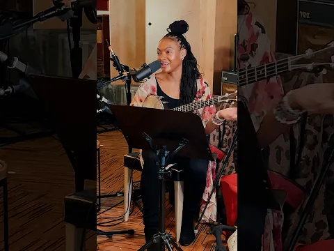 What a beautiful time in the studio with Allison Russell! ♥️ New episode out now!