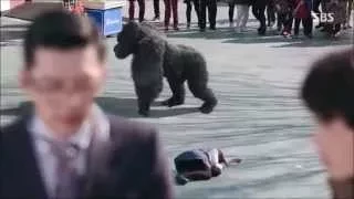 hyde jekyll me gorilla scene episode 1