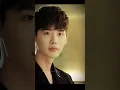 Download Lagu He came to her world to give a surprise 😍🤌  || Kdrama 🪁 W : Two Worlds || Kdrama in Nutshell