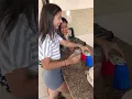 Mira lo que Jennifer esta dispuesta a hacer por 100 dolares