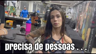 ela explanou