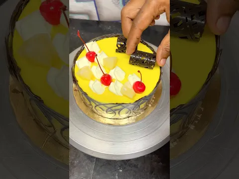 Pineapple mirror glaze cake decorating #shortsfeed #shorts #pineapple