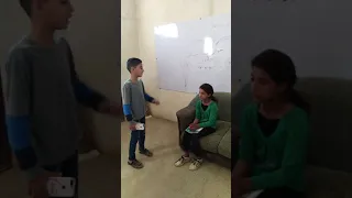 أطفال بين الواقع والخيال حوار بين الكتاب والجوال 