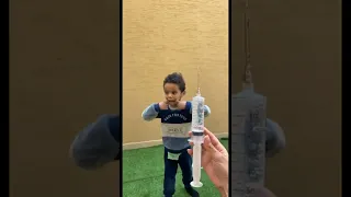 عبودي اخذ اكبر ابره بالعالم ابره طبيب دكتور ضحك 