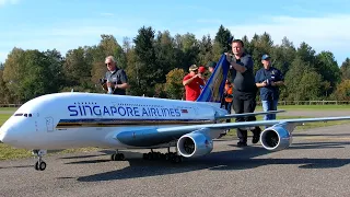 HUGE 71KG RC AIRBUS A-380 800 / SCALE 1:15 MODEL AIRLINER / FLIGHT DEMONSTRATION / FOUND IN ARCHIV
