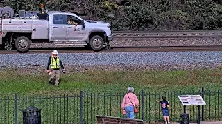 HEARTWARMING: Norfolk Southern Employee Makes the Day!