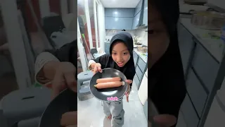COBAIN SOSIS VIRAL 😱⁉️ #leika #trending #shorts #makananviral