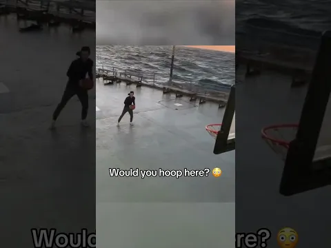 Basketball at sea 🌊 (via @connor_durant/IG)