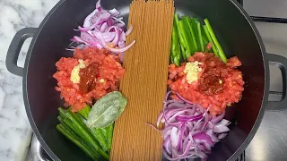 سباقيتي في ربع ساعة فقط وصفة سلاكة الحاصلين حتى طيبتها باش عرفت بنتها و ندمت لي مجربتهاش من قبل 