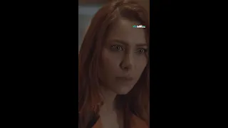 أنا أمك ومجبورة إنك تحترميني 