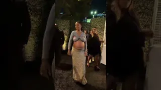 Rihanna She Is The Most Beautiful Pregnant Woman Rihanna 