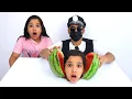 Download Lagu شفا تعلقت في البطيخة وسوسو والشرطي ساعدوها!!