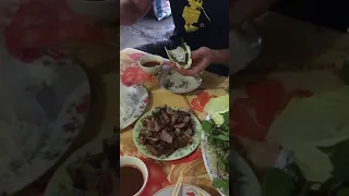 Sam Neua Food – Pork BBQ wraps
