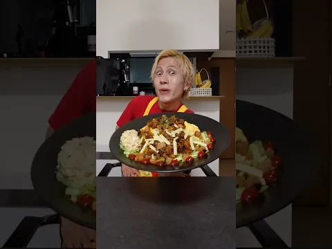 【炎上不覚悟】ヒカルさんの鬼バーガーでオムライス作ってみた