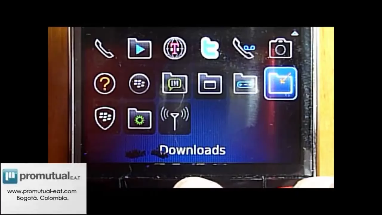 How to use WhatsApp on Blackberry mobile || 100 % work || solution.