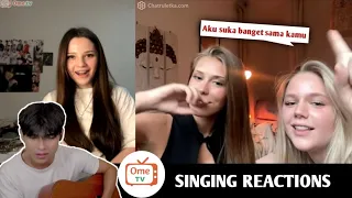 Aku nyanyiin semua lagu dari bahasa Mereka, Mbak bule ini langsung jatuh cinta sama aku wkwkwk
