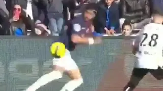 نيمار الله عليك ما اروعك 