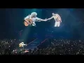 Download Lagu Brian May Cries while shaking hands with Imaginary Freddie in concert