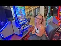 Lagu This Slot Machine Has INSANE Bonuses Waiting For You 🎰