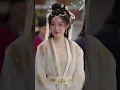不到二十歲突破玄元境，追捕逆犯時竟放話自己不是來捉賊，而是來殺人滅口！全江湖都以為他是仗勢欺人的紈絝，殊不知連天命之子都是他布下的棋局！