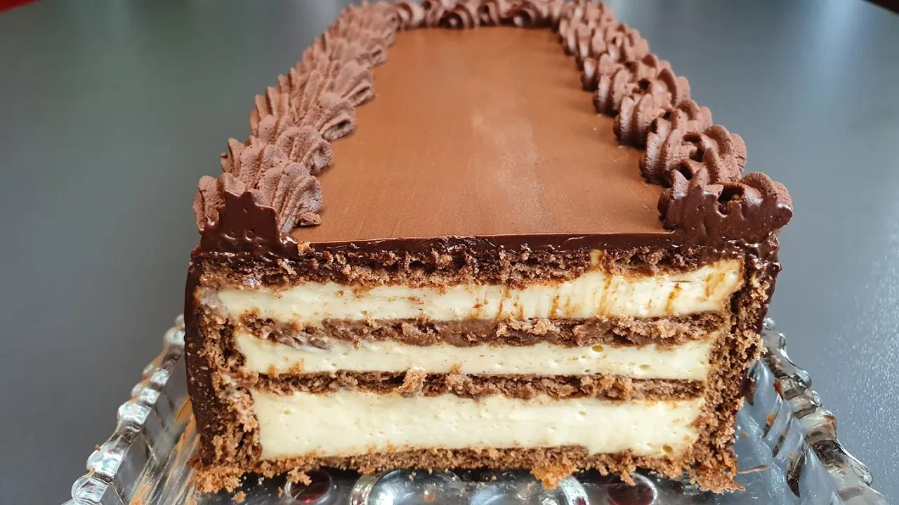 A TORTA DE LIMÃO MAIS FÁCIL QUE JÁ FIZ I VAI POUCOS INGREDIENTES I COBERTURA DE MERENGUE DELICIOSO!. 