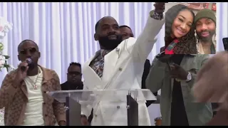 Pastor Tim Rogers Serenades His wife Has One Last Dance With Her at Her Funeral Service