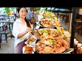 Download Lagu Choáng khủng Buffet Cua rộng hơn 1.000 m2, gần 150 món tôm càng, hải sản sống ở hồ ăn không giới hạn