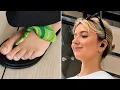 Candid feet - Blonde close-up