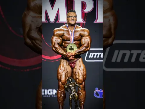Kai Greene Disagrees with Shawn Ray Calling Nick Walker's Physique "Ugly". #bodybuilding