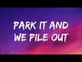 Luke Bryan - Kick The Dust Up (Lyrics)