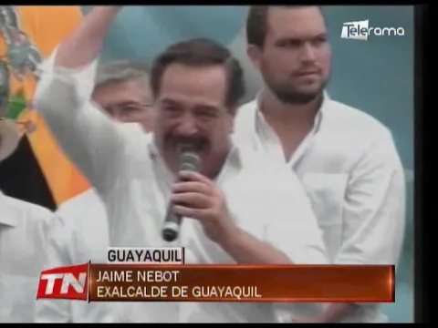 Ciudadanos y autoridades se concentraron por la paz y el trabajo