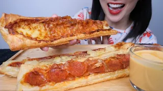 LOG PIZZA (ASMR EATING SOUNDS) LIGHT WHISPERS | SAS-ASMR