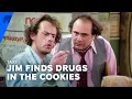 Download Lagu Taxi | Louie and Jim Discover There Are Drugs in the Cookies (S3, E8) | Paramount+ MP3