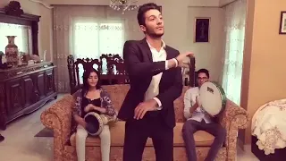 ادخلو شوف محمد فرج وهوه بتاع صاجات مسخره 