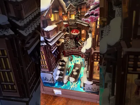 Kyoto Snow CuteBee Book Nook