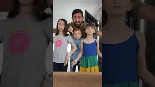 البنات احنا حكايات الطفلة حلا والطفلة مليكة  البنات احنا حكايات الطفلة حلا والطفلة مليكة