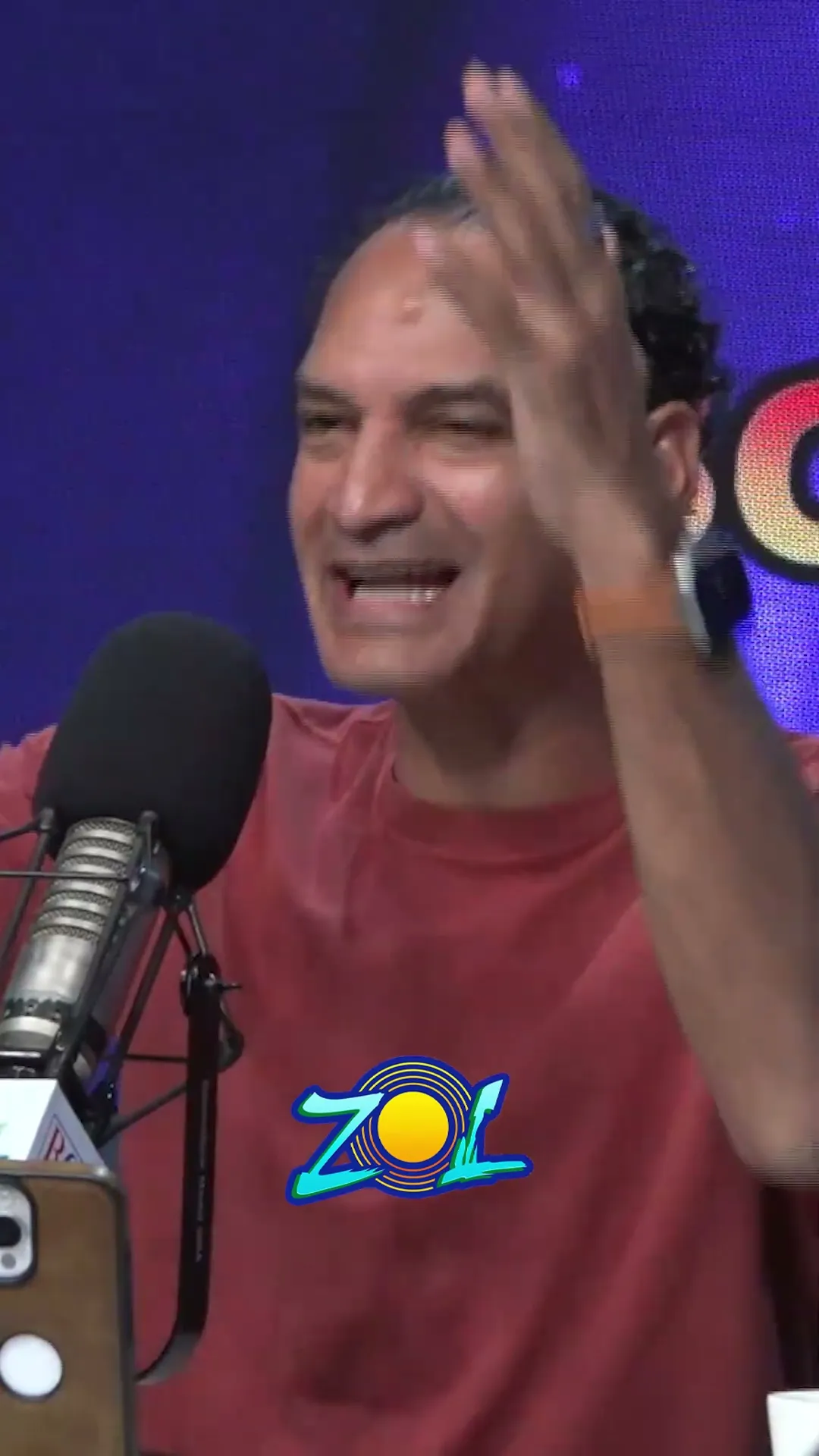 HAY QUE DARLE RAZONES PARA BAJAR